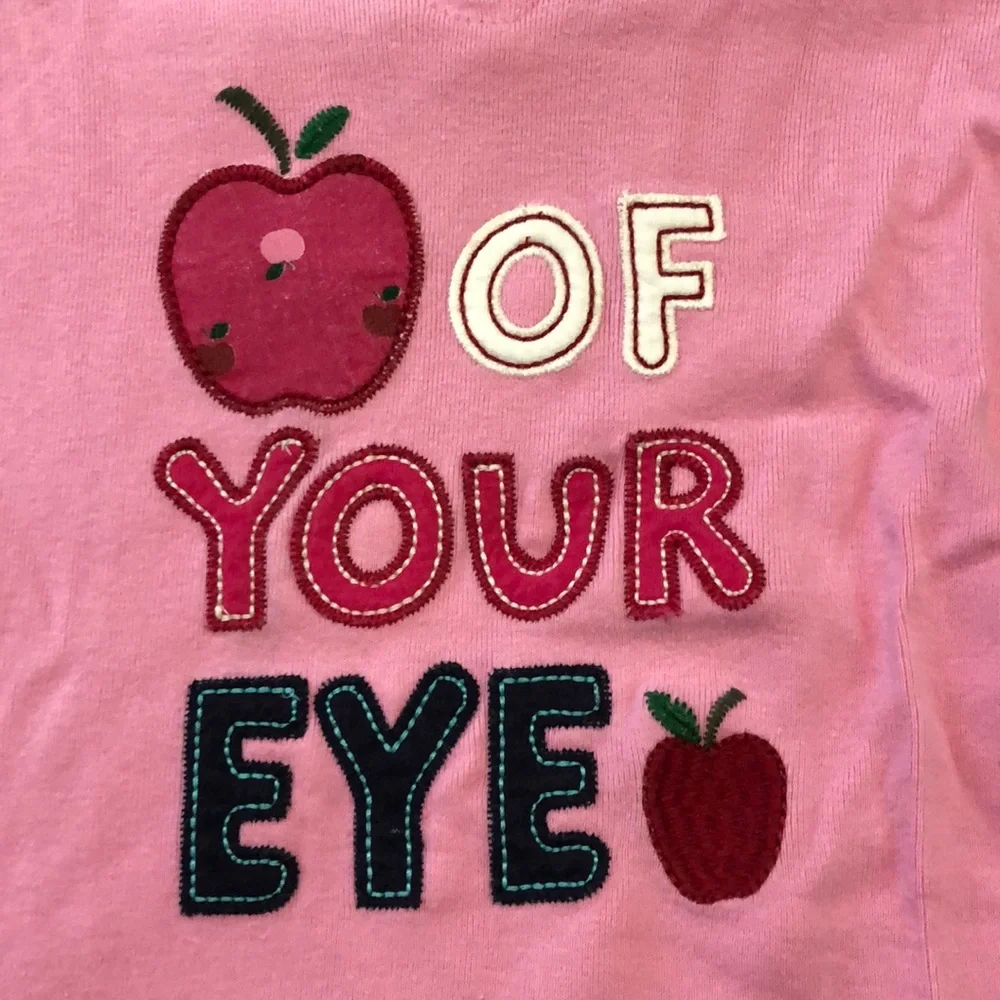BabyGap Short Sleeve Apple Graphic Tee in Pink Size 5T